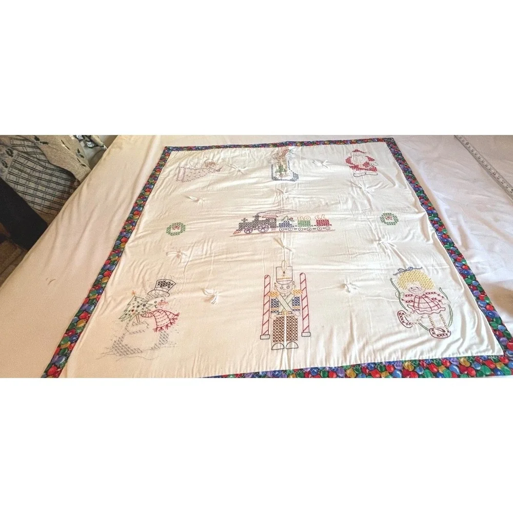 Hand Embroidered Quilt Decor Santa‎ Snowman Train Nutcracker Gift